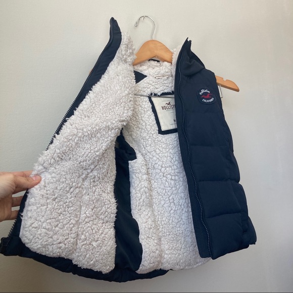 HOLLISTER Navy Blue Down Sherpa Vest XS - Picture 7 of 10